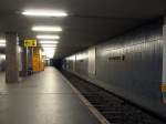 U-Bahnhof Westphalweg: Der von Rmmler gestaltete Bahnhof wurde 1966 erffnet und sieht im Design den vorhergehenden Stationen hnlich.