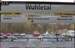 BVG U-Bahn Berlin: Hinweistafel S- und U-Bahnhof Wuhletal am 31.