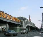 U-Bahnhof Grlitzer Bahnhof: Wiederum ein Typenentwurf- benannt nach dem in der Nhe liegenden Fernbahnhof, der jetzt nicht mehr existiert (1951 stillgelegt).