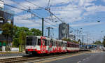 Am frühen Nachmittag des 30.7.2018 fuhren der Fortuna-Werbewagen 4257 mit Wagen 4226 als zweitem Fahrzeug als U75 zum Neusser Hauptbahnhof über die Pariser Straße im Düsseldorfer