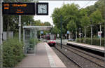 In Düsseldorf-Oberbilk -    Die Haltestelle Kaiserslauterner Straße ist von der Innnenstadt her die erste oberirdische Station der Stadtbahnstrecke in Richtung Holthausen.