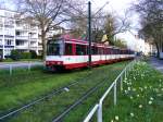 Eine Doppeltraktion aus Stadtbahnwagen B der Rheinbahn vor der Haltestelle Reeser Platz in Dsseldorf als Linie U79 nach Duisburg-Meiderich am 17.