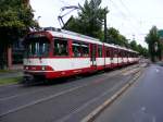 Eine Doppeltraktion aus DUEWAG-Stadtbahnwagen GT8SU in Dsseldorf-Lierenfeld als Zug der Linie U75 nach Neuss Hbf am 20.