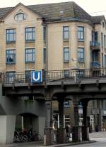 100 Jahre alte Brckenkonstruktion am Hamburger U-Bahnhof Eppendorfer Baum ber die gleichnamige Strae.