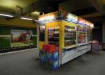 Im Reich des Kiosk  - verheiungsvolle Ankndigung im Hamburger U-Bahnhof Stephansplatz, 5.2.2012