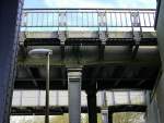 Nieten und Jugendstil - Brücken aus der Gründungszeit der Hamburger Hochbahn AG: am Bahnhof  Volksdorf  verzweigen sich die Strecken Richtung  Großhansdorf  und  Ohlstedt  20.4.2014