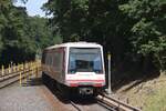 HAMBURG, 01.08.2022, U 1 nach Großhansdorf bei der Ausfahrtfahrt aus dem U-Bahnhof Oldenfelde (Linie U 1)