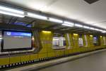 Hamburg am 17.1.2019: U-Bahn Haltestelle Jungfernstieg der Linien U2 und U4