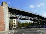 Gesamtansicht des Viadukts der sogenannten Walddrferbahn in Hamburg-Barmbek.