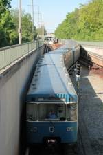 202 mit Anhang am 10.05.08 auf dem Weg in den Mnchner Untergrund