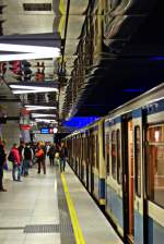 Am 14.5.14 stand eine U-Bahn des Typs B an der Station Münchener Freiheit.