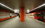 Aufseßplatz, Linie U1/11 (1975) -     Vom Frankenplatz kommend wurde die erste U-Bahn in Nürnberg 1975 um zwei Stationen bis zum Aufseßplatz verlängert.
