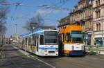 Heidelberg Tw 3270 und 3255 in der Wendeanlage am Bismarckplatz im Verlauf der Sofienstrae, 15.03.2013.