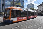 HEIDELBERG, 13.08.2016, Wagen 3286 als Straßenbahnlinie 23 nach Handschuhsheim bei der Einfahrt in die Haltestelle Bismarckplatz