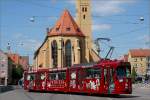 Seine Tage in Augsburg sind gezhlt: GT8 807 vor der Jakobskirche (20.