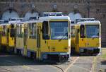 Die abgestellten Tatra T6A2M Straßenbahnen im Betriebshof Niederschönhausen.