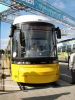 Neue Strassenbahn FLEXITY (BVG 9001) fr Berlin, InnoTrans Berlin, 27.9.2008