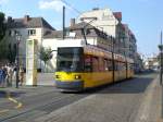 Berlin: Straenbahnlinie 27 nach Krankenhaus Kpenick an der Haltestelle Rathaus Kpenick.(10.7.2010)