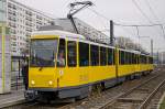 BVG Wagen 6107 ( WB Bautzen / 1997 / KT4D mod / Fabriknummer 884 / 107 / ex KT4D ( 9345 ), 18.12.2013, Haltestelle Mollstrasse / Otto-Braun-Straße 