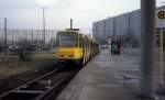 Berlin BVG SL M4 (KT4Dt 7011) Falkenberg (Abfahrtshaltestelle) im März 2005.