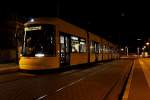 Flexity 4004 auf der Linie M 10 von Nordbahnhof nach Warschauer Straße am 03.08.2014 kurz vor der Abfahrt an der Haltestelle Nordbahnhof.