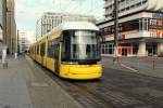 Berlin BVG SL M5 (Bombardier-GT8-11ZRL 9011) Bernhard-Weiss-Strasse / Alexanderstrasse am 1.