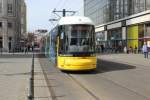 Berlin BVG SL M6 (Bombardier GT8-11ERL 8007) Mitte, Gontardstrasse am 12.