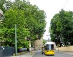 Berliner Impressionen: Wagen 1029 Am Kupfergraben - umgeben von Kultur.