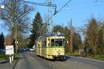 GT6 Tw 40 passiert die Bochumer Straße und erreicht in Kürze Crengeldanz. Zum Fahrplanwechsel und der Stillglegung zwischen Papenholz und Bochum Unterstraße  wurden restlichen 1976 und 1977 gebauten M6S Triebwagen abgestellt. Nun verkehren hier neue Vario Triebwagen des Types 6xNfGlTwZR. Zwischen Crengeldanz und Witten Heven besteht nun Inselverkehr. Der Abschnitt Crengeldanz bis Unterstraße bleibt vorerst Betriebsstrecke.

Witten 30.11.2019