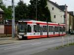 Bochum: Straßenbahnlinie 318 nach S-Bahnhof Bochum-Dahlhausen an der Haltestelle Bochum-Gerthe Schürbankstraße.(11.5.2014)   