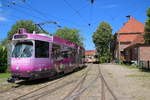 Der Wagen 7553 der Braunschweiger Verkehrsbetriebe  Alles Echt  hat seit Ostern 2016 seine neue Heimat in Schönberg gefunden, genauer gesagt beim Verein  VVM  Museumsbahnhof Schönberger Strand.
