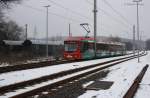 Triebwagen 414 der Citybhn Chemnitz am 16.02.2013 vor dem Bahnhof Klaffenbach auf der Strecke Chemnitz - Stollberg.