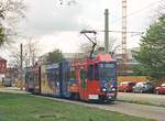18. April 2007	Cottbus, Straßenbahn, Schön bunt fährt Tw 148 als Linie 4 nach Neu Schmellwitz. Scan vom Color-Negativ.