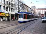 Wagen 0789 (Troyes) Typ ST14 als Linie 2 Richtung Hauptbahnhof vor der Haltestelle Luisenplatz. Fotografiert am 04.03.2010