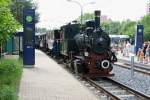 Dampftram Darmstadt am 24.05.2009  --  Nach der Ankunft des  Feurigen Elias  in der Station Frankenstein in Eberstadt wird der Zug in das Straenbahn-Depot zurckgeschoben.  --  Weitere Fotos von der Darmstdter Dampfstraenbahn siehe auch in meinem http://www.Schmalspuralbum.de
