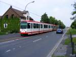 Eine Doppeltraktion aus Stadtbahnwagen N8 in Dortmund-Asseln als Linie U43 zum Westentor am 16. Mai 2008.