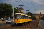 Tw.224 218 + 244 034 konnten am Abend des 09.06.2018 vor einem aufziehenden Gewitter am Pestalozziplatz festgehalten werden.