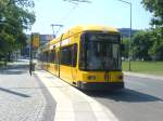 Die 2582 als Einsatzwagen an der Haltestelle Webergasse.