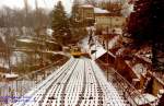 Deutschland - Dresden - Standseilbahn, 1991    Das Foto wurde aus dem fahrendenen Fahrzeug aufgenommen.