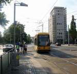 Dresden: Straßenbahnlinie 6 nach Niedersedlitz.