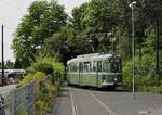 Der Museums-Großraumwagen 114 mit dem (nicht sichtbaren) Bw 1629 setzt am 09.06.2019 in das Stumpfgleis in Düsseldorf Hamm zurück