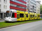  Dsseldorf: Straenbahnlinie 709 nach Dsseldorf-Gerresheim Krankenhaus an der Haltestelle Dsseldorf-Mitte Stresemannplatz.(12.5.2013) 