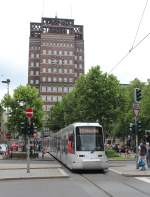 Düsseldorf Rheinbahn SL 712 (NF8U 3371) Heinrich-Heine-Allee am 14.