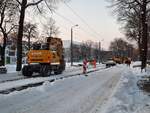 Bauarbeiten durch RHODE Gleisbau am 09.02.2021 in der Windhorststrae in Erfurt.