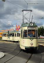 VGF Düwag L-Wagen 124 am 20.08.17 in Frankfurt am Main an der Hugo Junkers Straße als Linie V