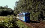 Als Linie 11 ist der M 642 im Sommer 1986 auf der Strecke der früheren Frankfurter Waldbahn nach Neu-Isenburg unterwegs