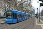 VGF Bombardier S-Wagen 219+2xx als Doppeltraktion in Frankfurt am Main Stresemannallee Gartenstraße am 13.01.18