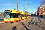 VGF Bombardier Flexity Classic S-Wagen 254 am 19.01.19 in Frankfurt Uni Klinikum