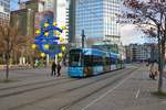 VGF Bombardier Flexity Classic S-Wagen 218 am 30.11.19 am Willy Brandt Platz in Frankfurt am Main 