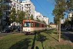 VGF Düwag Pt Wagen 128 am 07.09.20 als Linie 17 an der Leonardo da Vinci Allee